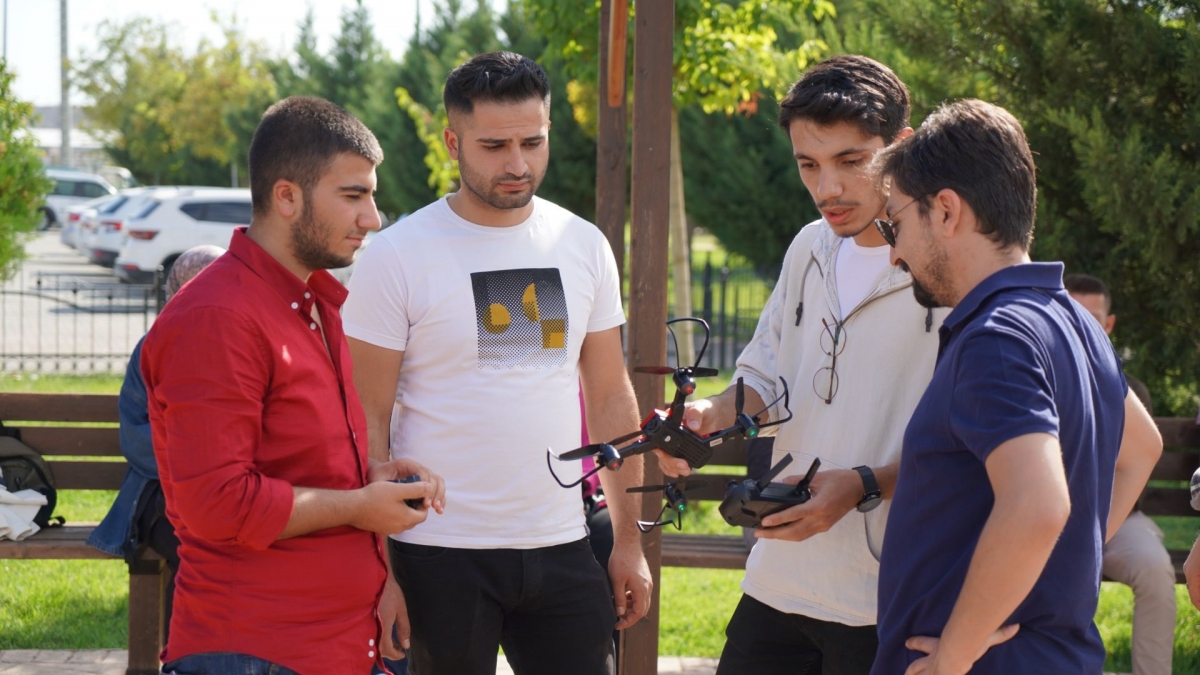 Gençlere İha ticari pilot ehliyeti