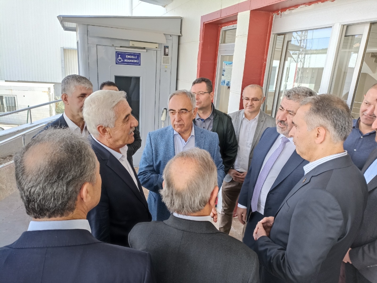 Dönmez, ASGEM’i gezdi