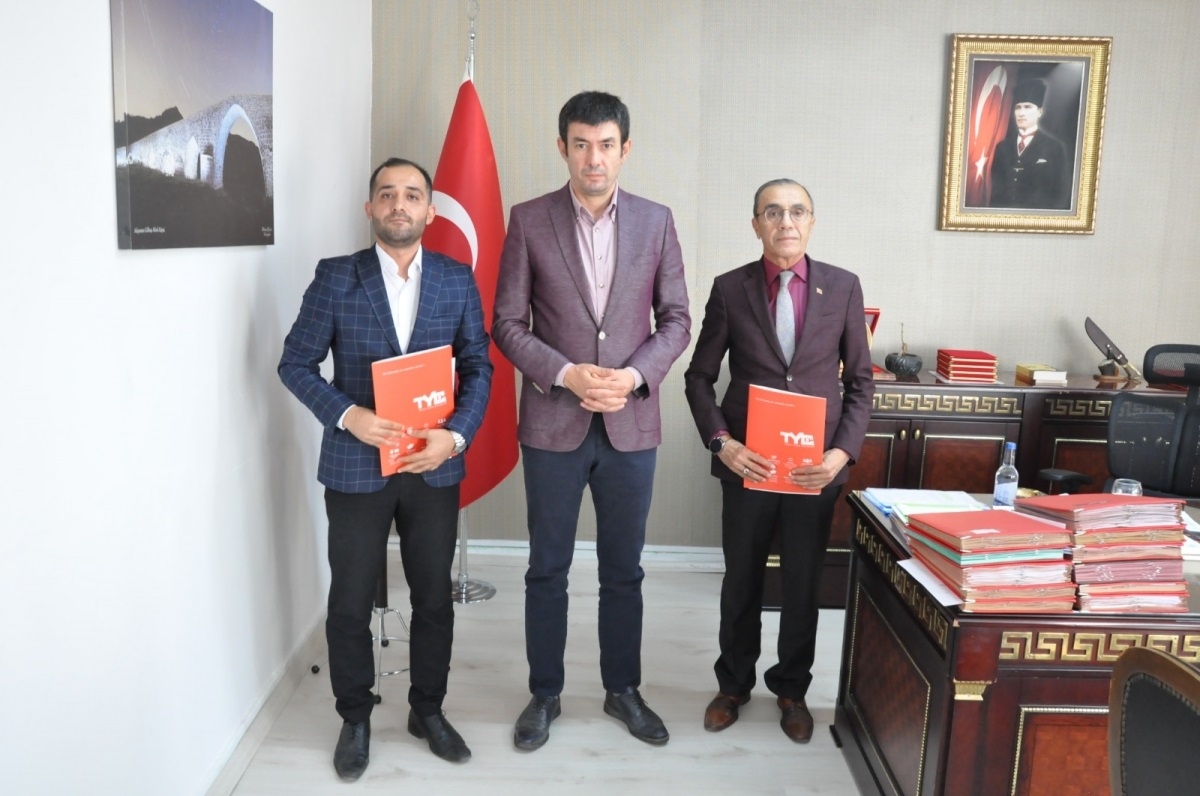 Tarih yazan çocuklar projesi