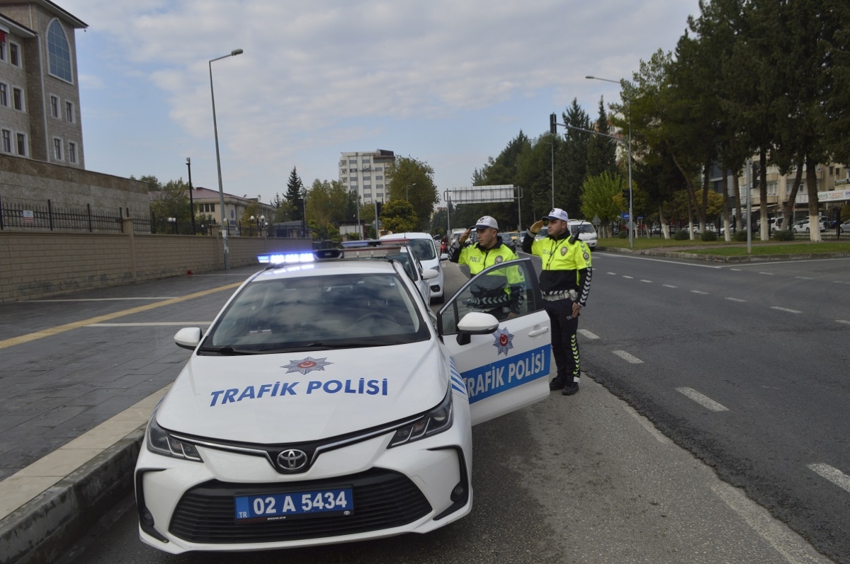 Adıyaman'da 10 Kasım töreni