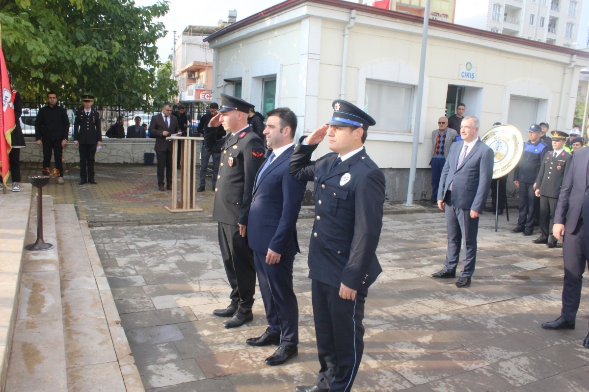 Kahta’da 10 Kasım töreni