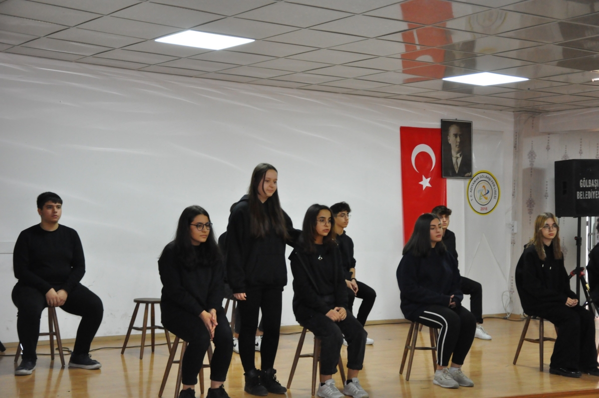 Gölbşaı'nda 10 Kasım töreni