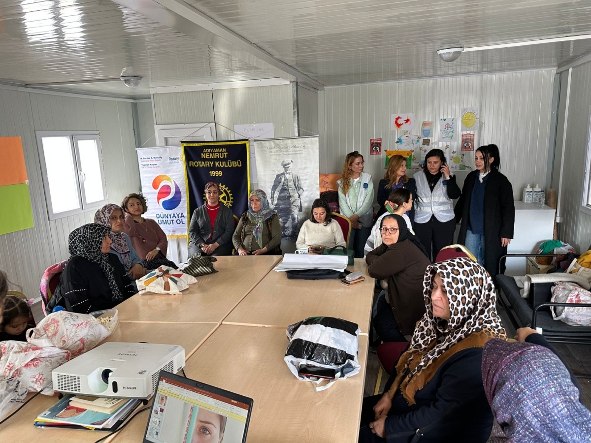 KONTEYNER KENTLERDE YAŞAYAN KADINLARA KANSER EĞİTİMİ VERİLDİ