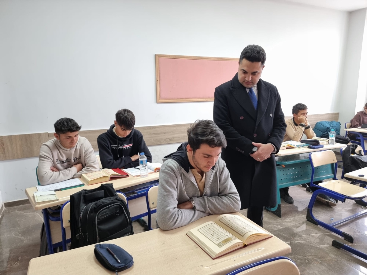 Kaymakam  Okul ziyaretleri