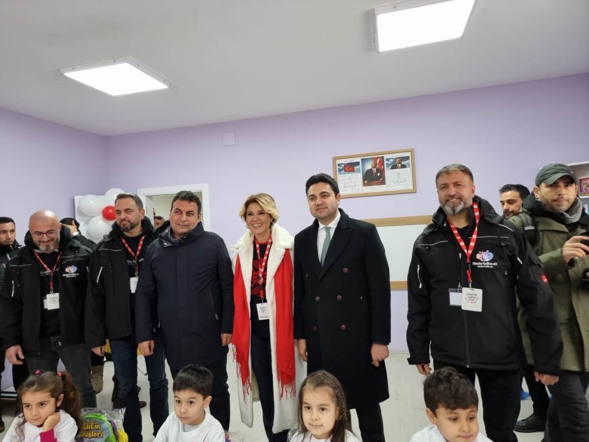Çocuklar Gülsün Diye Atatürk Anaokulu