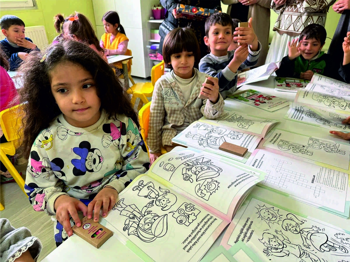 ROTARY’DEN ÖĞRENCİLERE KİTAP DESTEĞİ 
