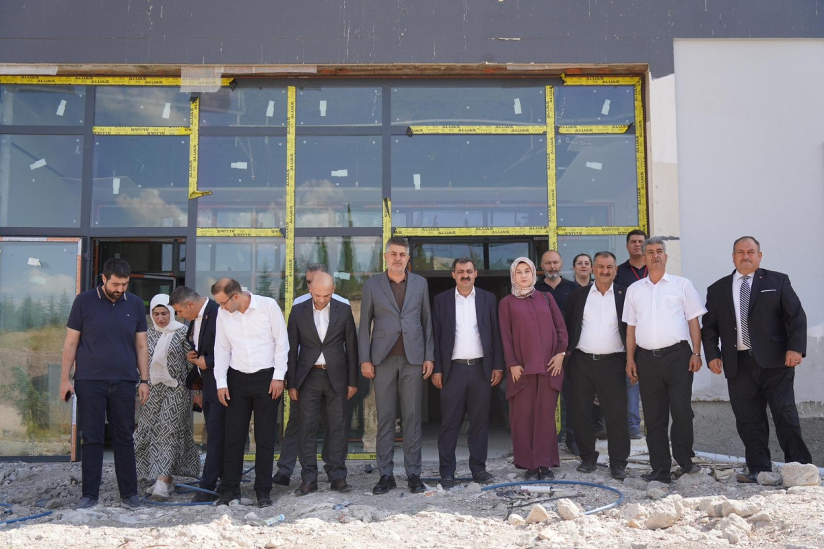 İshak Şan’dan Besni’de Sağlık Yatırımlarına Yakın Takip