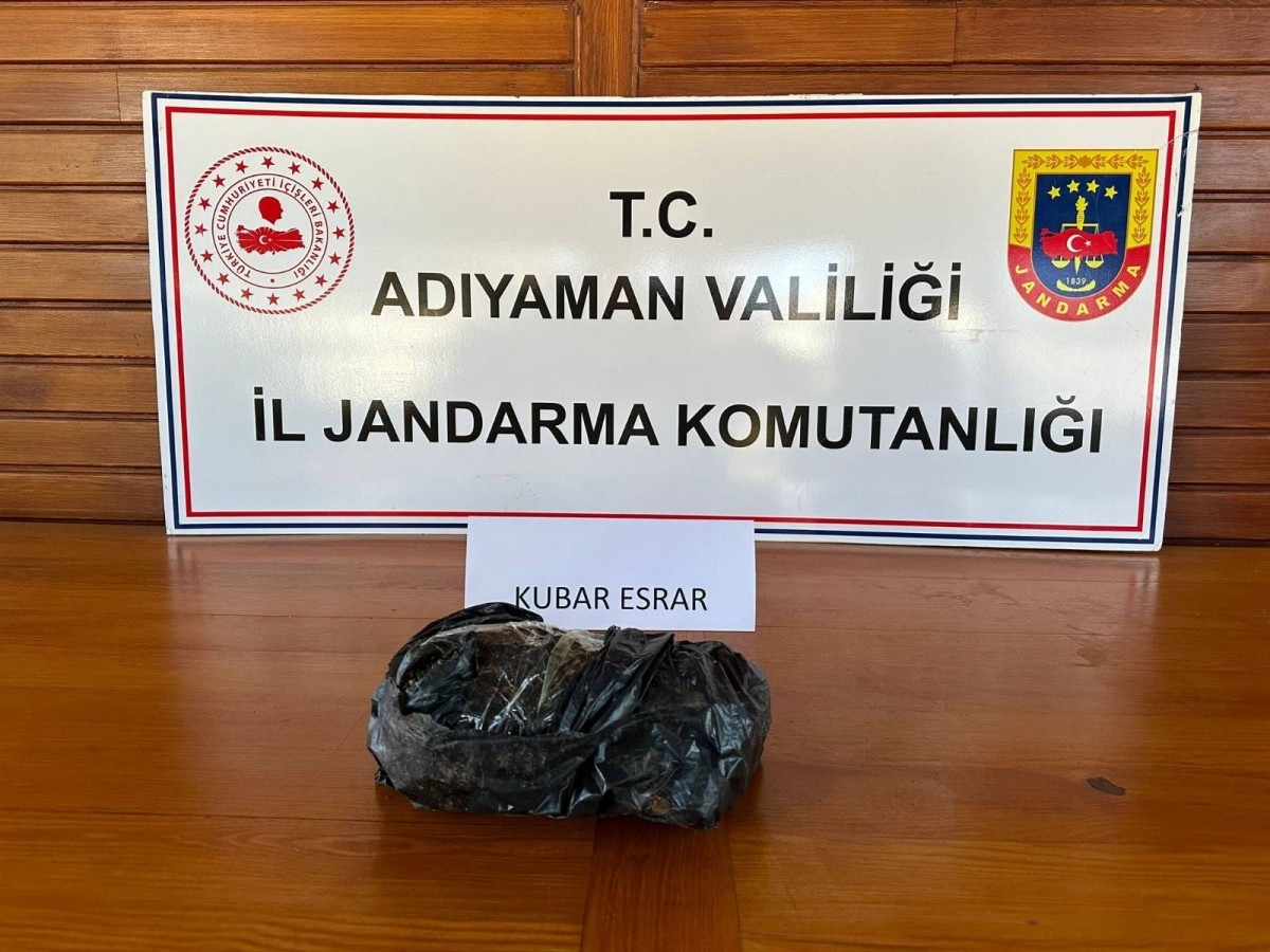 Evde çıkan 1 kilo uyuşturucuya 1 gözaltı