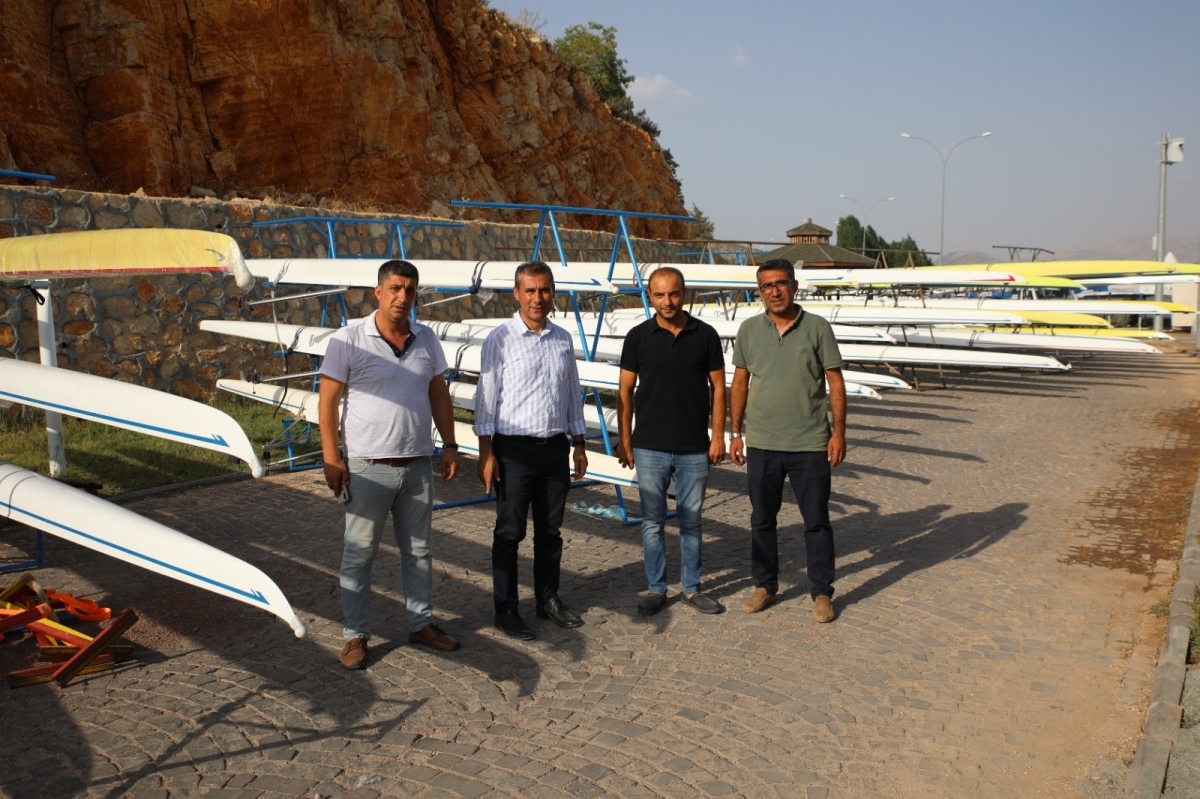 Devler Gölbaşı’da şampiyonluk için kürek çekecek
