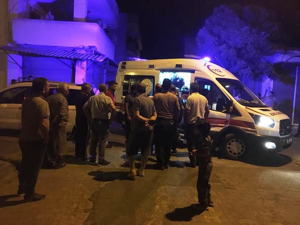 Alacak kavgasında 2 kişi tabancayla yaralandı 