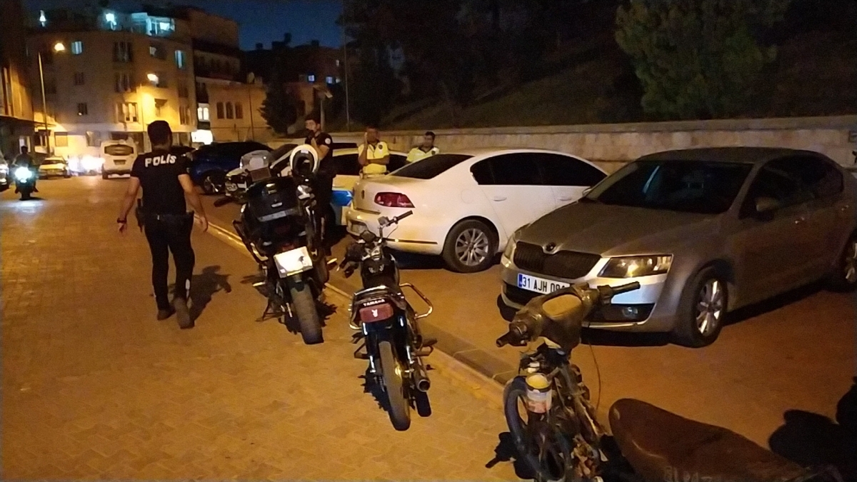 Motosiklet çalıntı çıkınca sürücü gözaltına alındı