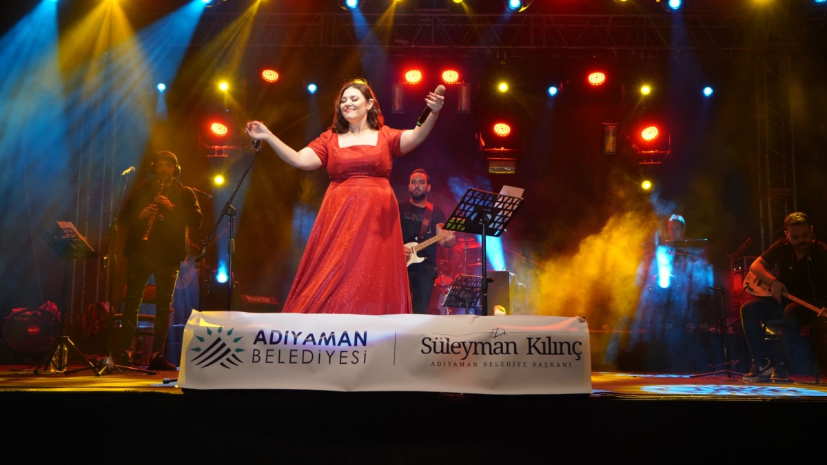 Gençlik ve Çocuk Festivali muhteşem konserlerle başladı