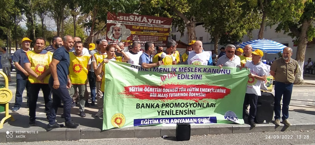 Eğitim Sen üyeleri Öğretmenlik Meslek Kanunun iptal edilmesini istedi