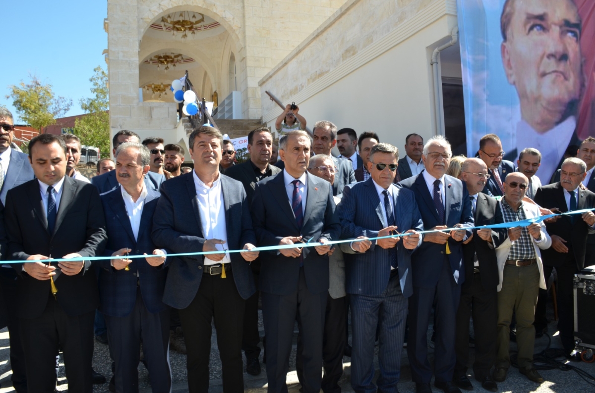 Merinos Mustafa Rabuş Camii törenle ibadete açıldı
