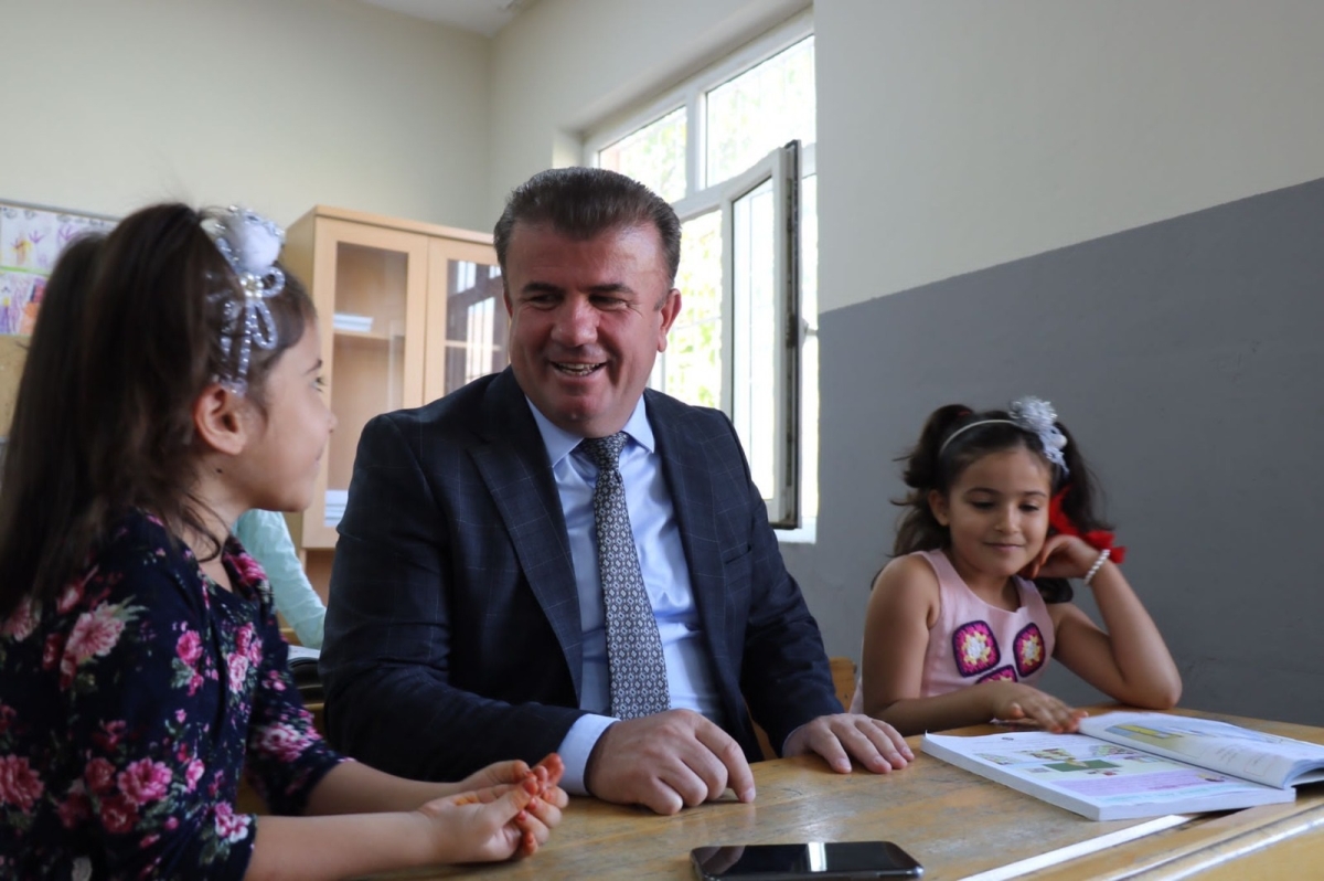 Ramazan Aşıçı köy okulları ziyaretlerine devam ediyor
