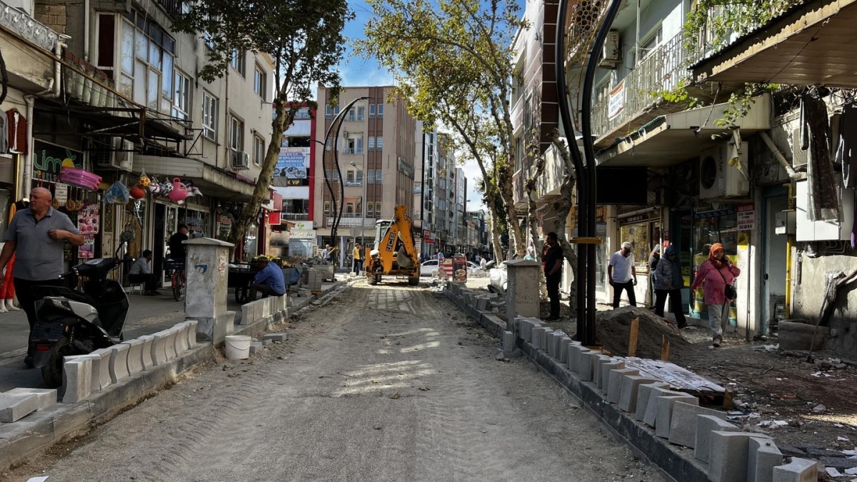 Buhara Caddesi'nde çalışmalar devam ediyor