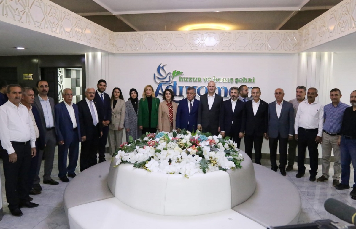 AK Parti Genel Başkan Yardımcısı İleri'den, Adıyaman Belediyesi’ne ziyaret