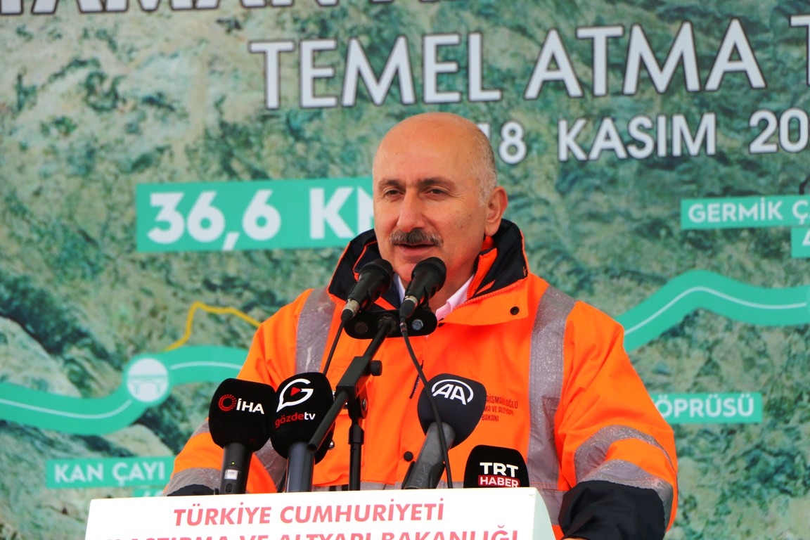 Bakan Karaismailoğlu: Nemrut Dağı’na erişim kolaylaşacak 