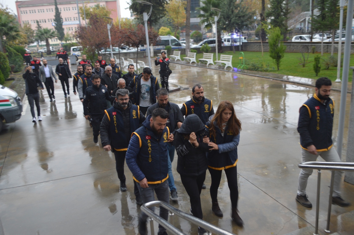 Adıyaman'da, 19 yıl önce doğumundan sonra kaybolan bebek için 8 gözaltı