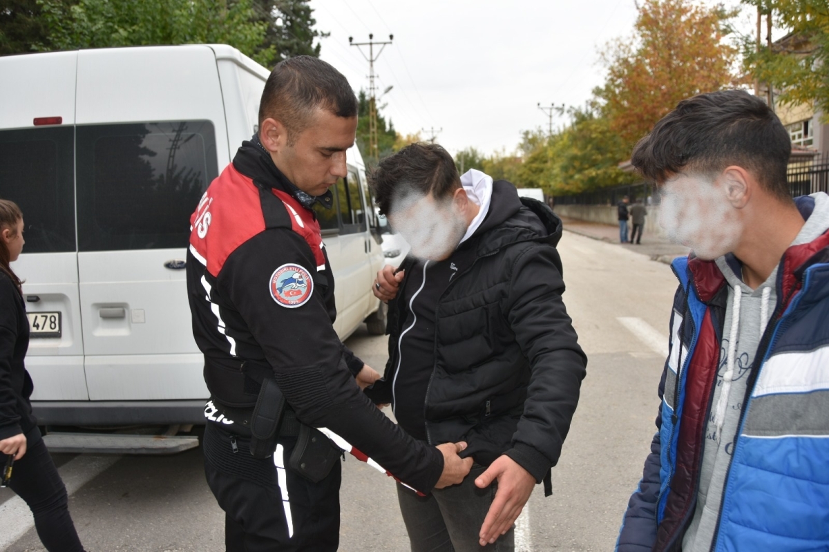 Adıyaman’da okul önlerinde sıkı denetim