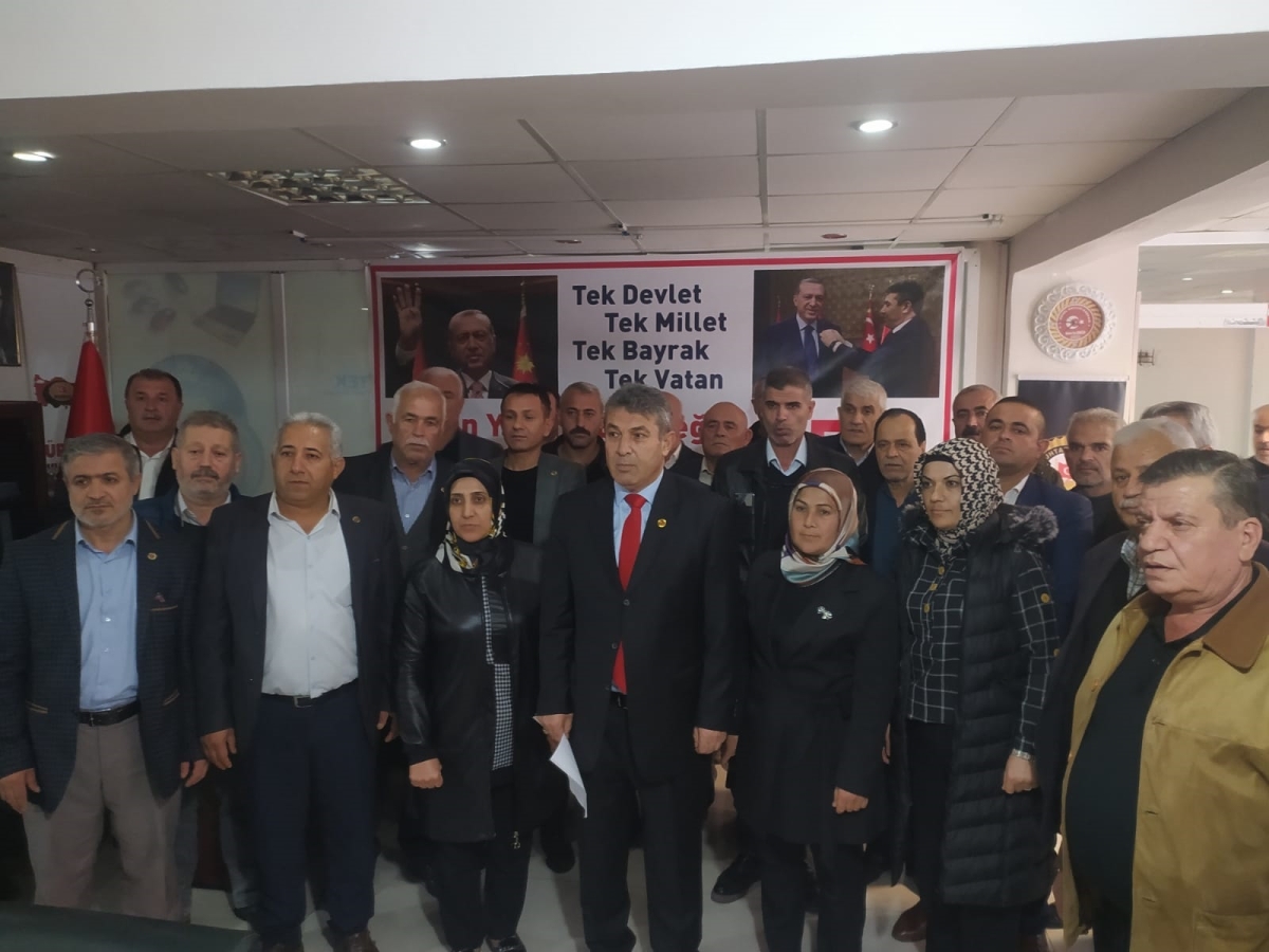 Taş AK Parti’den aday adaylığını açıkladı