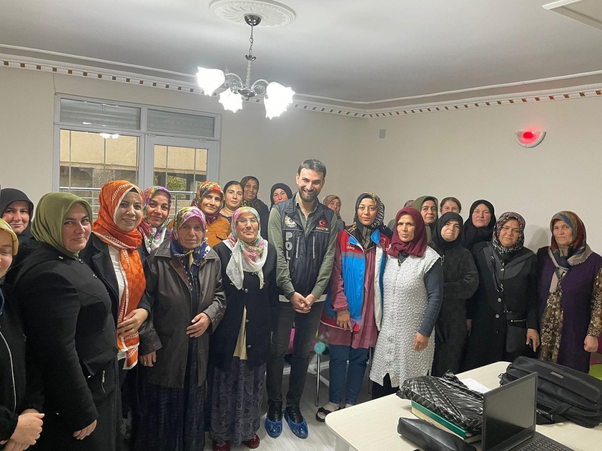 Gölbaşı’nda En İyi Narkotik Polisi Anne Projesi