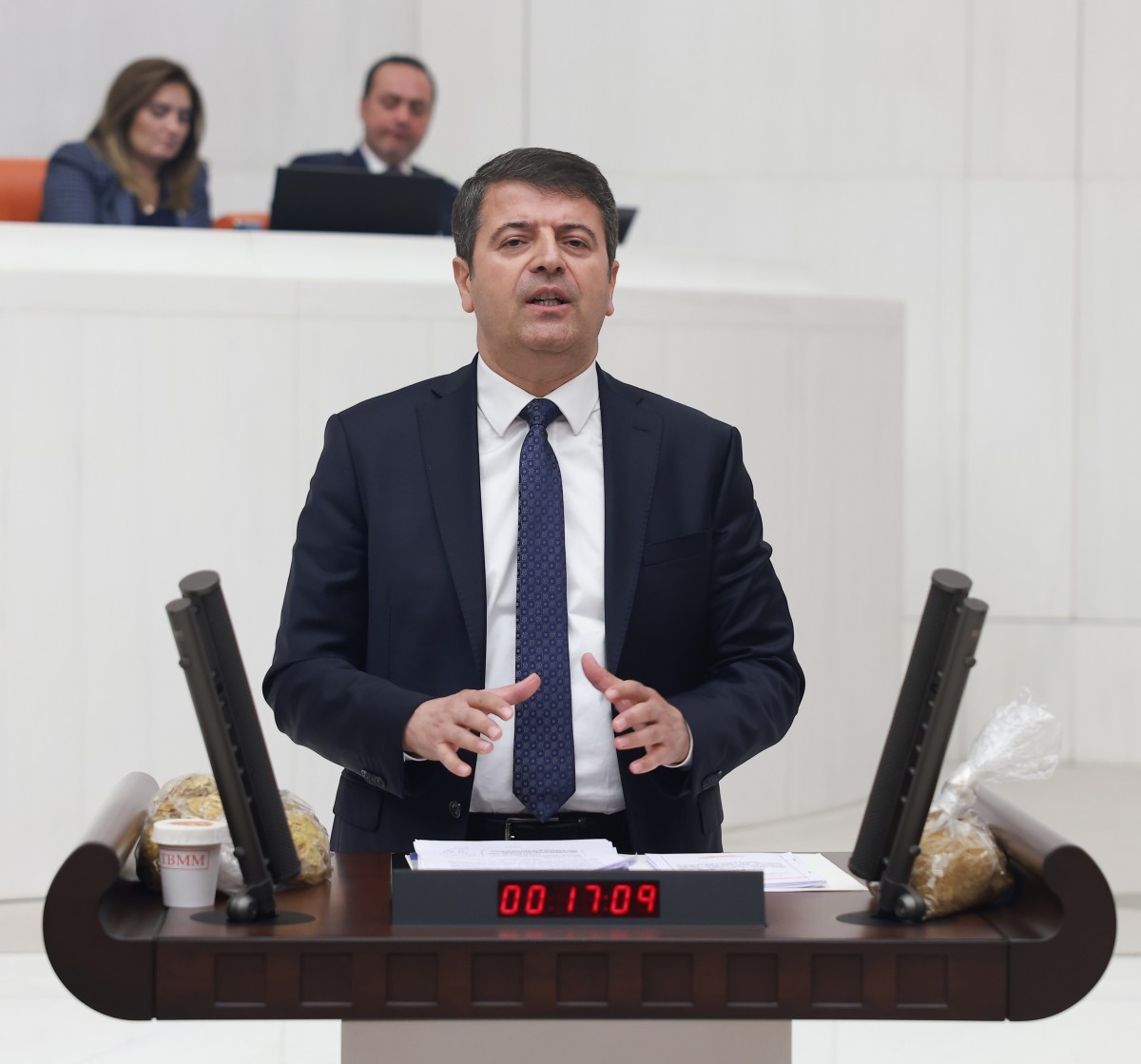 Milletvekili Tutdere: Yıl bitmeden EYT’yi çözeceğiz diyen iktidar yılın bitmesine sekiz gün kaldı  - Videolu Haber