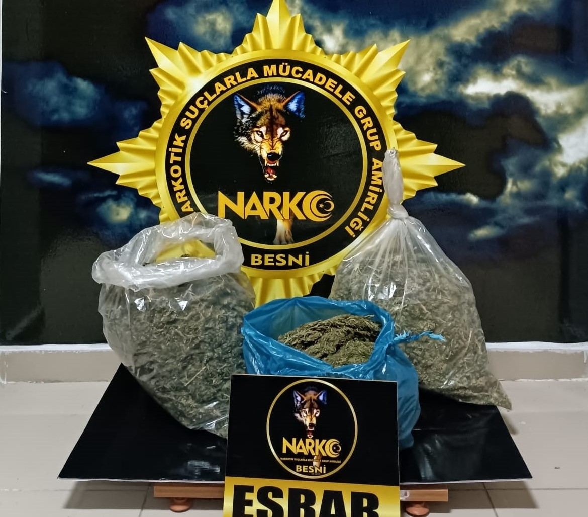 Adıyaman'da 5 kilo uyuşturucuya 1 gözaltı