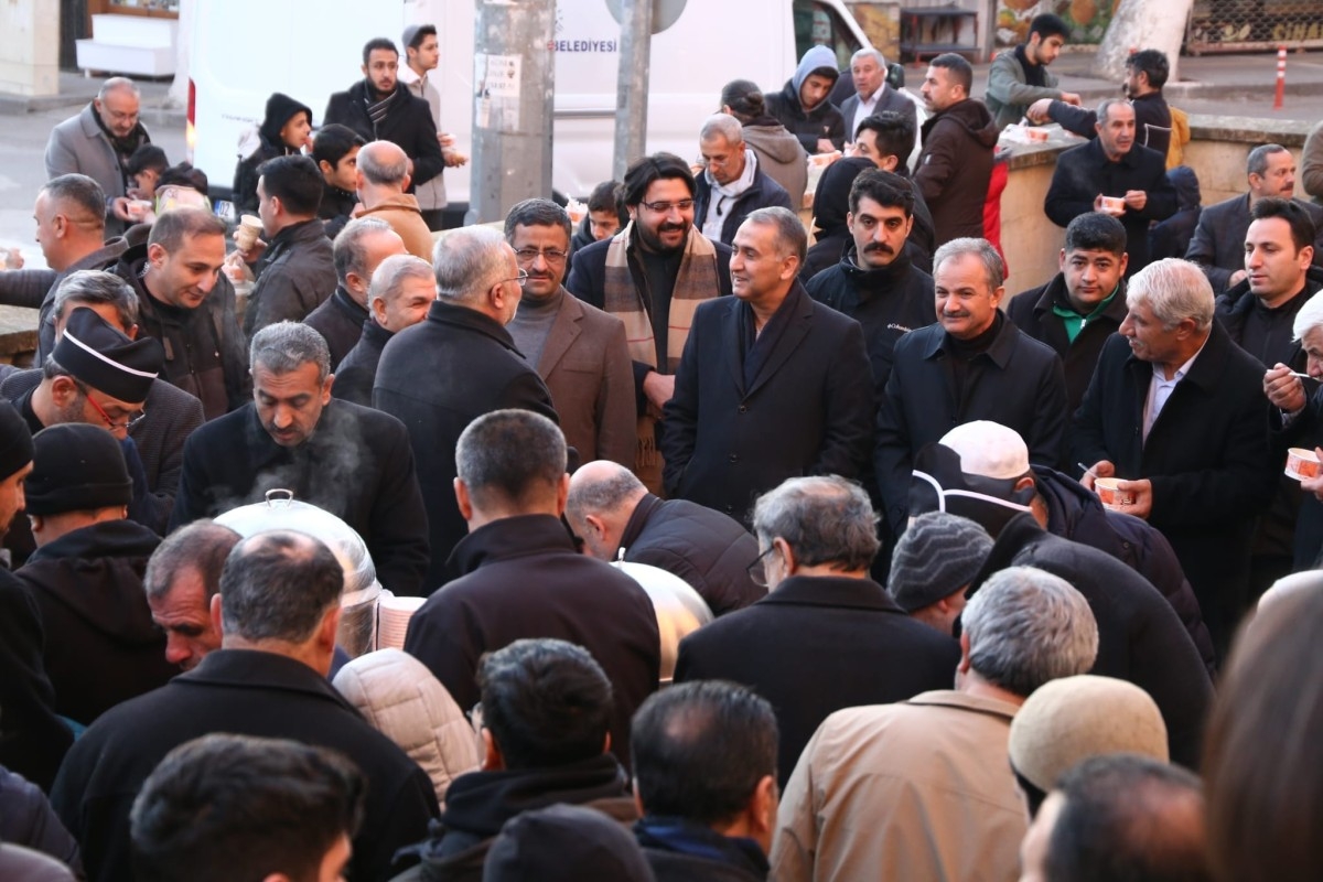 Sabah namazında buluştular