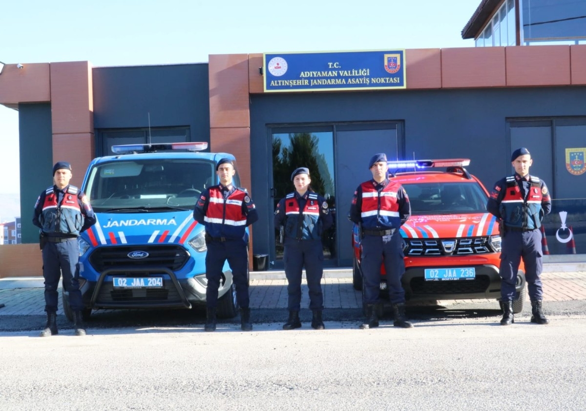 Altınşehir’de Jandarma Asayiş Kontrol Noktası kuruldu  