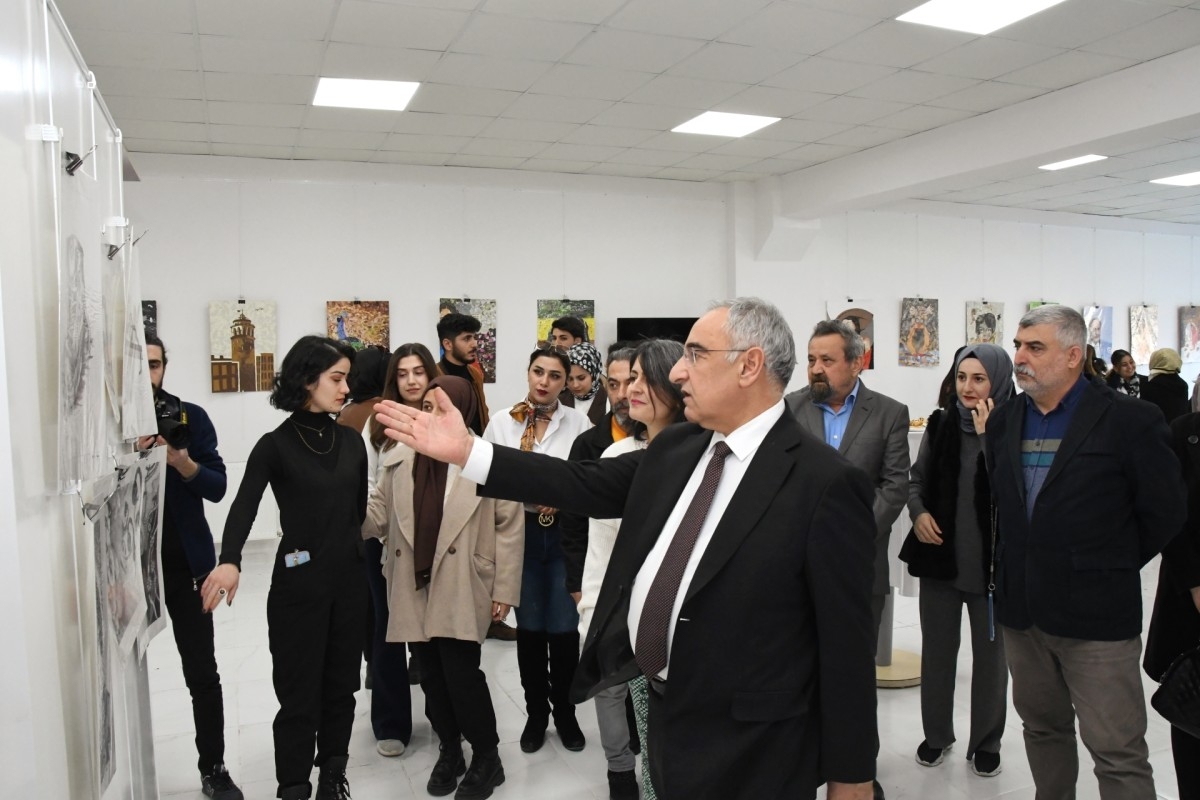 ADYÜ’lü Öğrencilerden 'Karma Resim Sergisi'