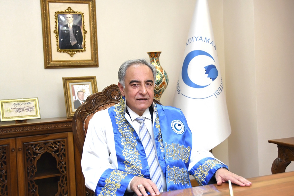 Rektör Turgut’tan '10 Ocak Çalışan Gazeteciler Günü' mesajı