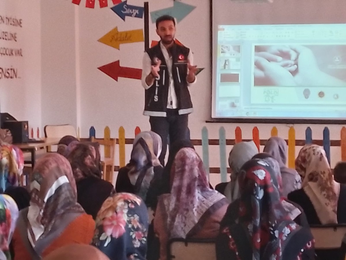 Uyuşturucuyla mücadelede vatandaşlar bilinçlendirildi