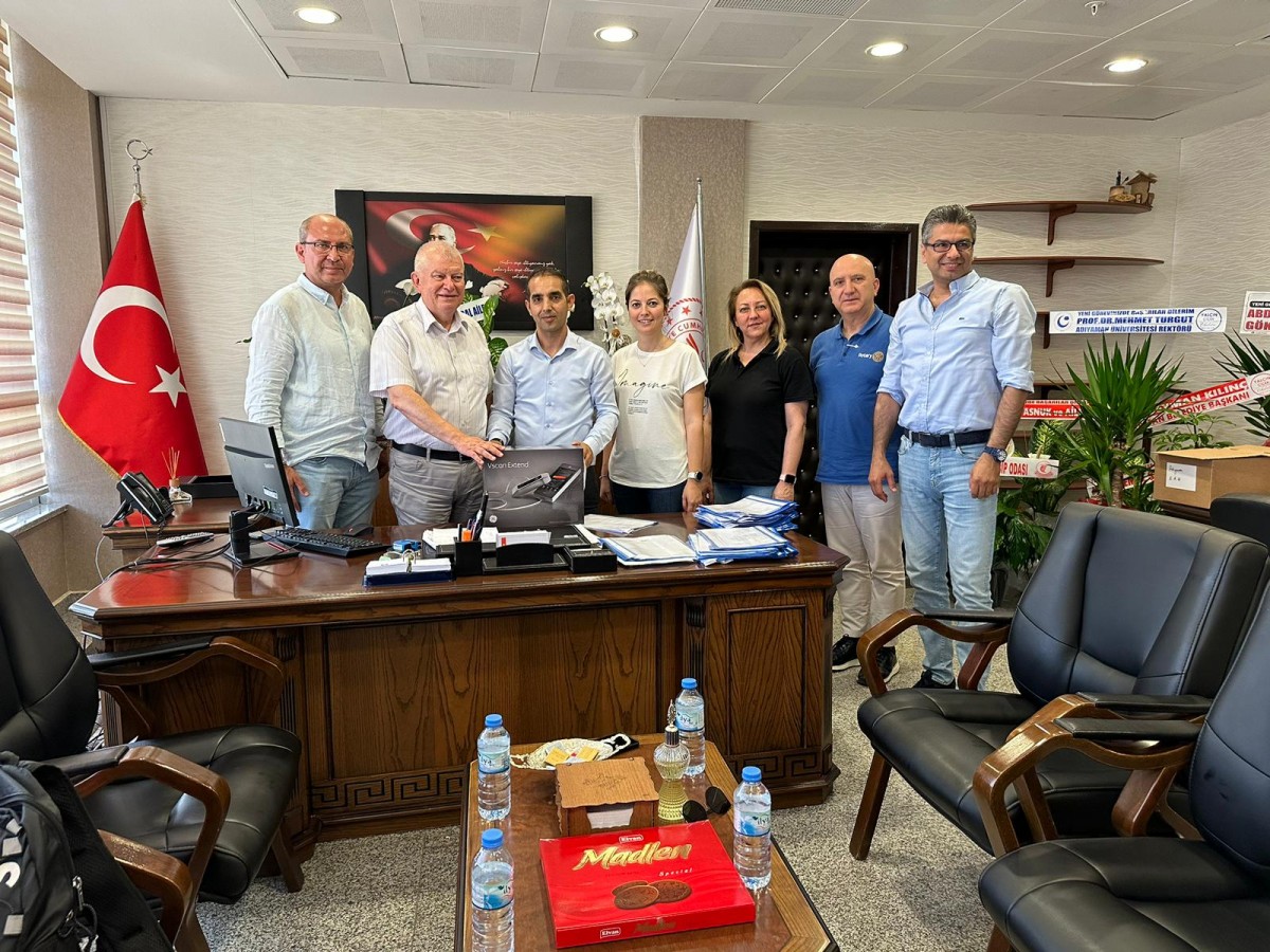 ROTARY ADIYAMAN’A 2 ULTRASON CİHAZI BAĞIŞLADI
