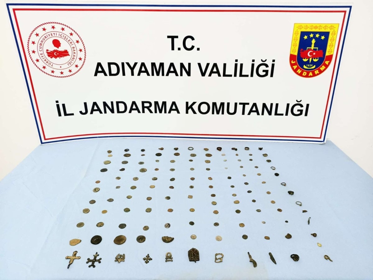 Tarihi eser kaçakçılığına 2 gözaltı