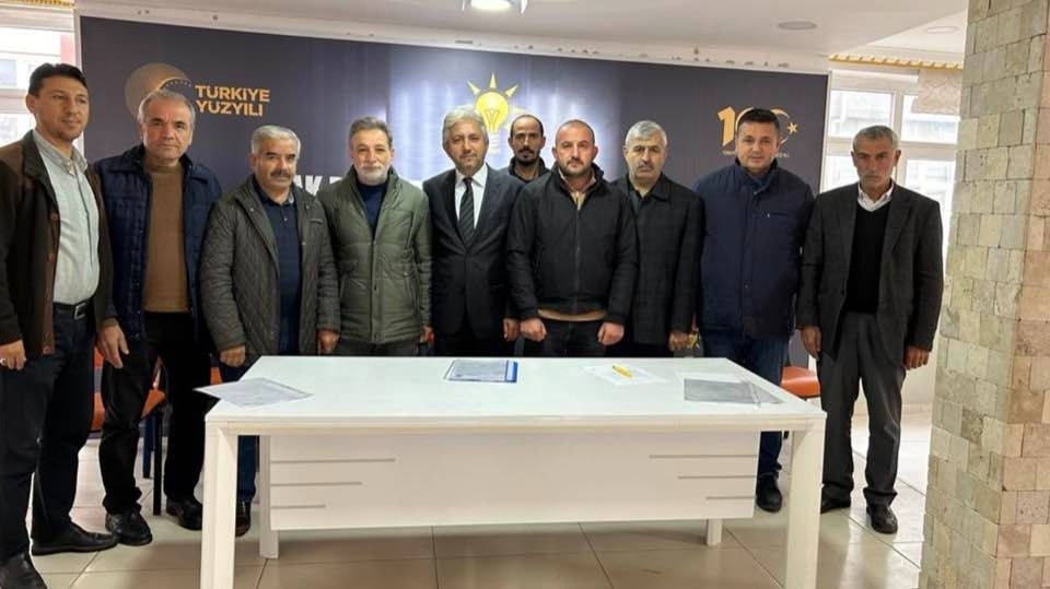 Kemal Uysal Ak Parti'den aday adayı oldu
