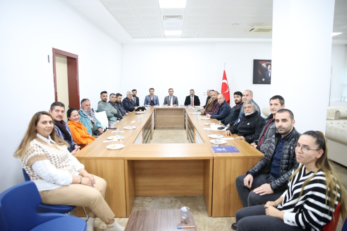Adıyaman'da il spor dalları temsilcileri değerlendirme toplantısı yapıldı