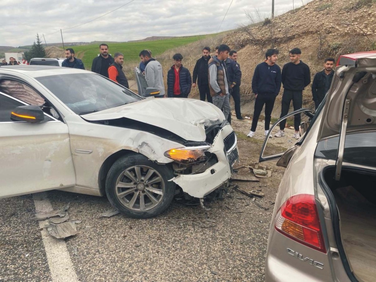 Kahta'da trafik kazası: 5 yaralı