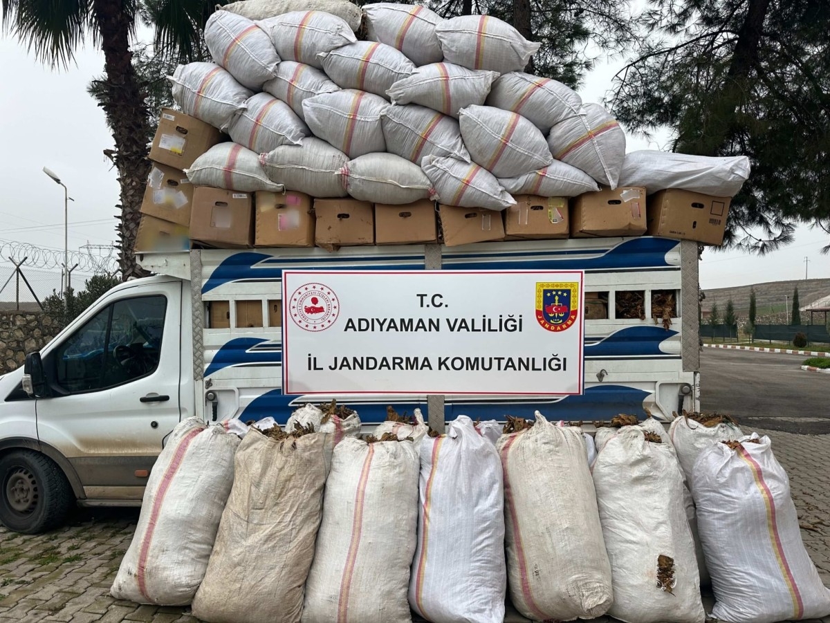 300 bin TL değerinde kaçak tütün ele geçirildi