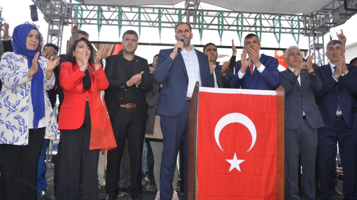 MHP Gölbaşı Belediye Başkanı Adayı Kamber Öztürk adaylıktan çekildi