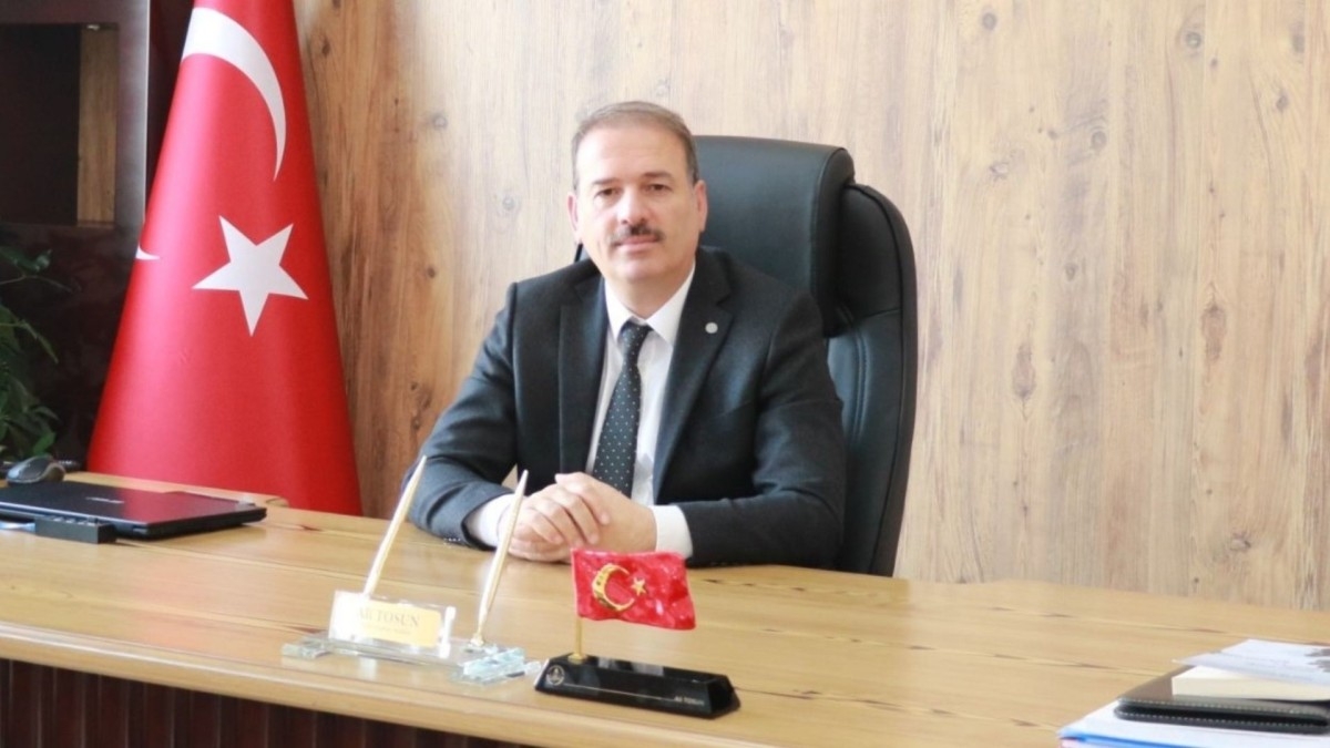 Milli Eğitim Müdürü Ali Tosun’un Ramazan Bayramı mesajı