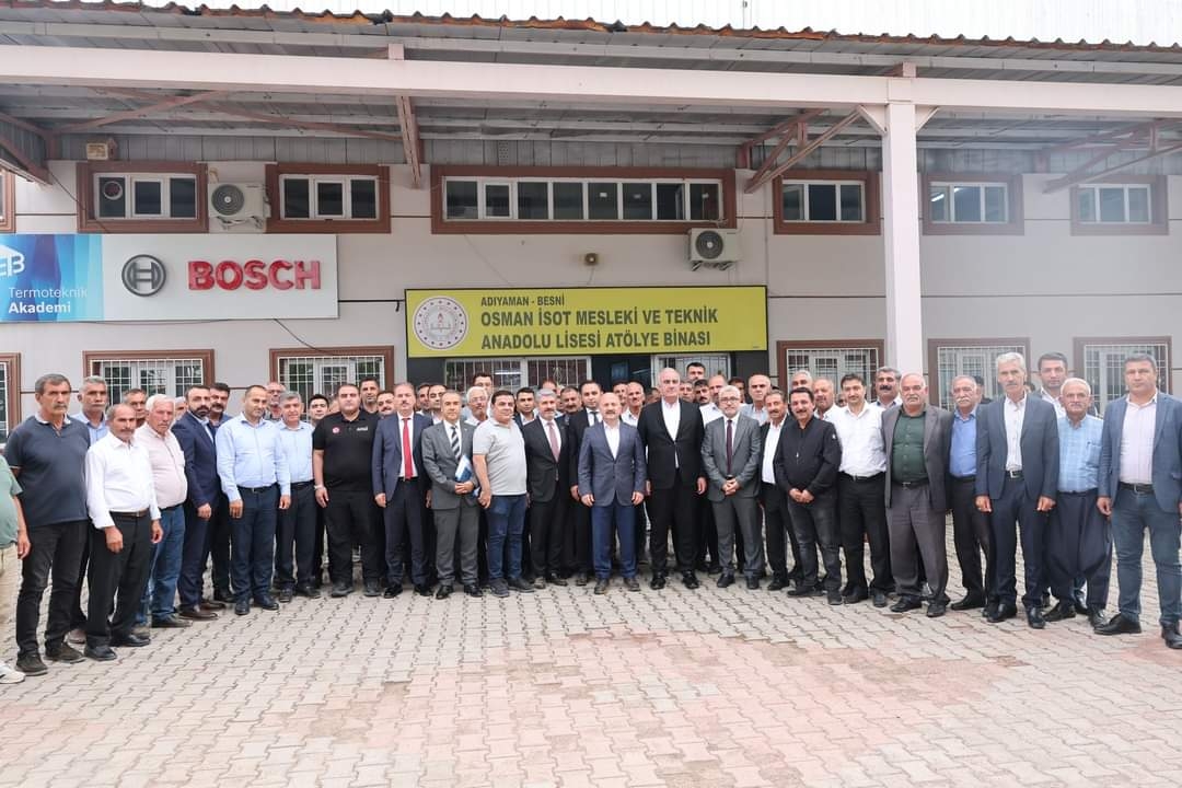 Besni'de muhtarların sorunları masaya yatırıldı