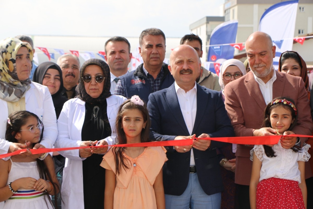 Adıyamanlı kadınların emeği ihracata yöneliyor: Vali Varol, 'Eliyaman Kadın Kooperatifi'ni açtı  - Videolu Haber