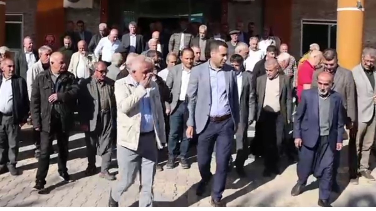DEM Parti Adıyaman örgütü, Dayan ve Varan ailelerini barış yemeğinde bir araya getirdi  - Videolu Haber