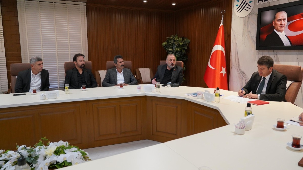 Başkan Tutdere, muhtarlara altyapı çalışmaları hakkında bilgi verdi  - Videolu Haber