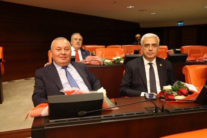 İstanbul Milletvekili Cemal Enginyurt Demokrat Parti’den istifa etti