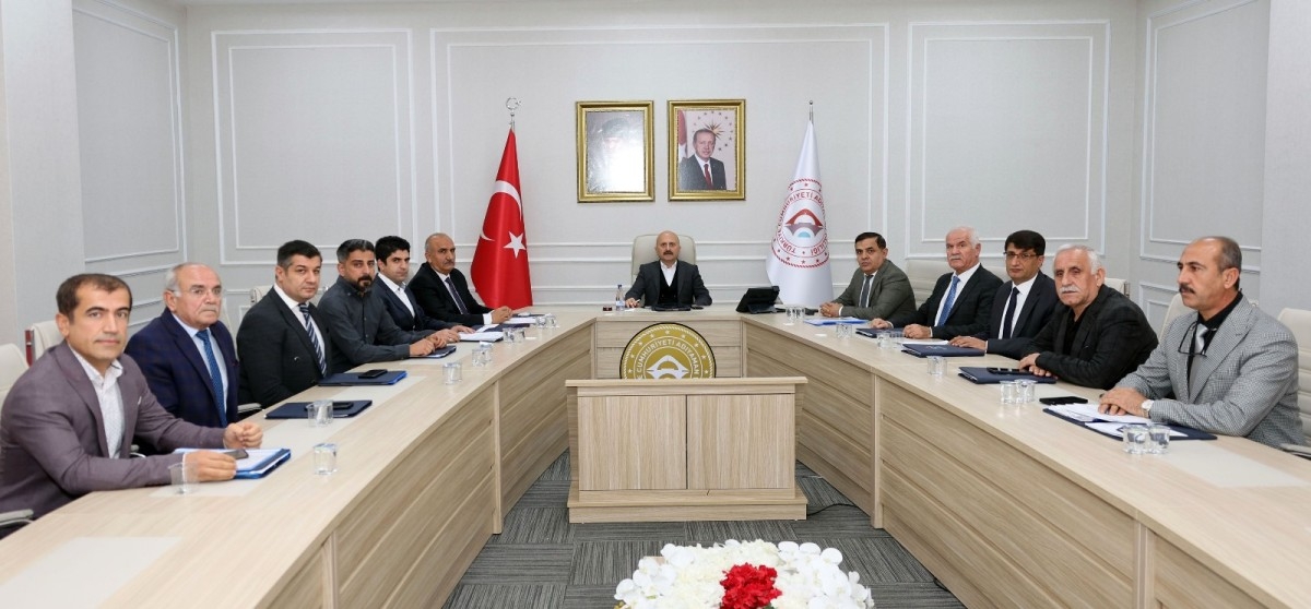Adıyaman İl Özel İdaresi yatırımları haftalık değerlendirme toplantısında ele alındı