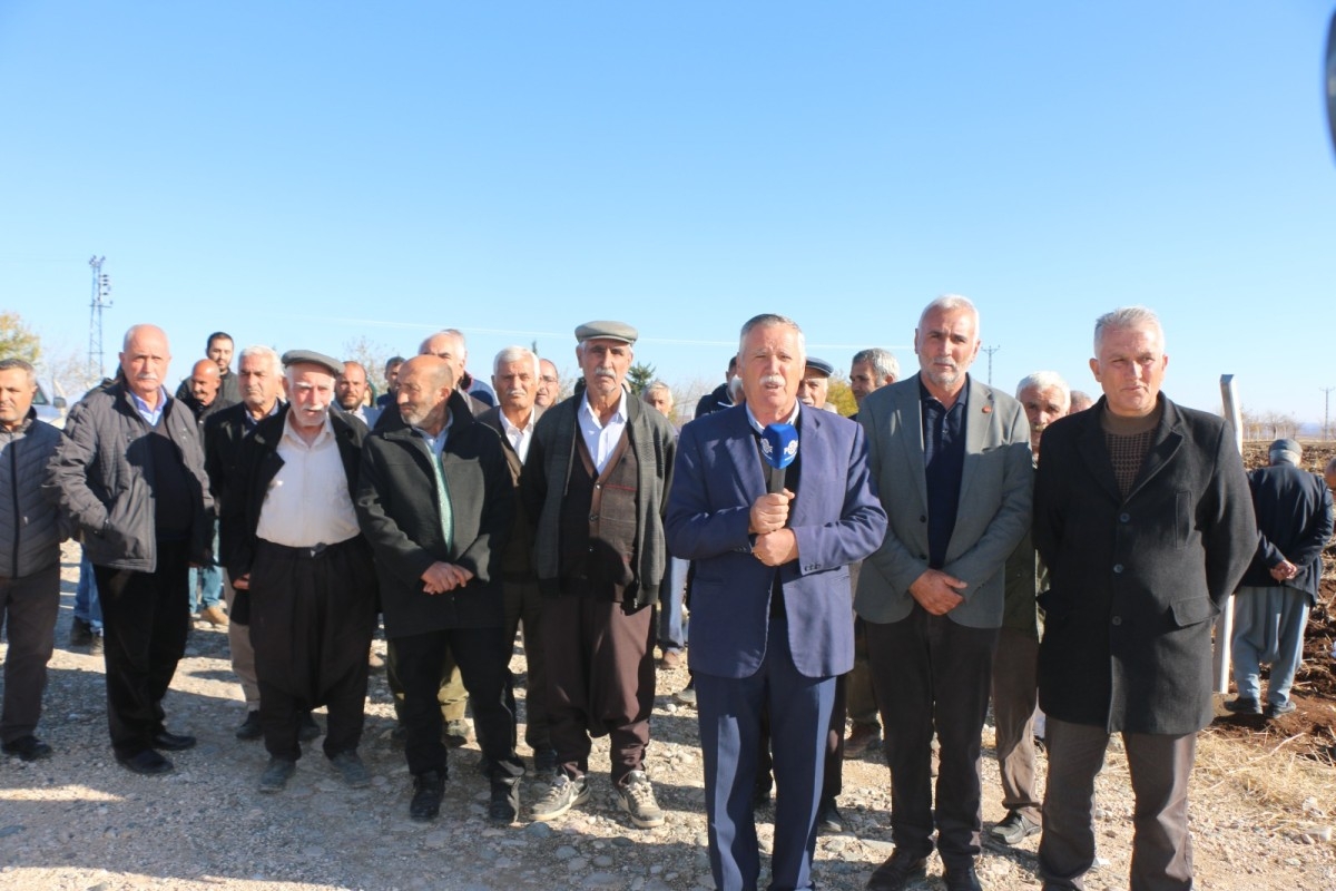 Paşamezrası Köyü'nde 'Deneme Tarlası' projesine tepki: 'Geçim kaynağımızı kaybetmek istemiyoruz'  - Videolu Haber