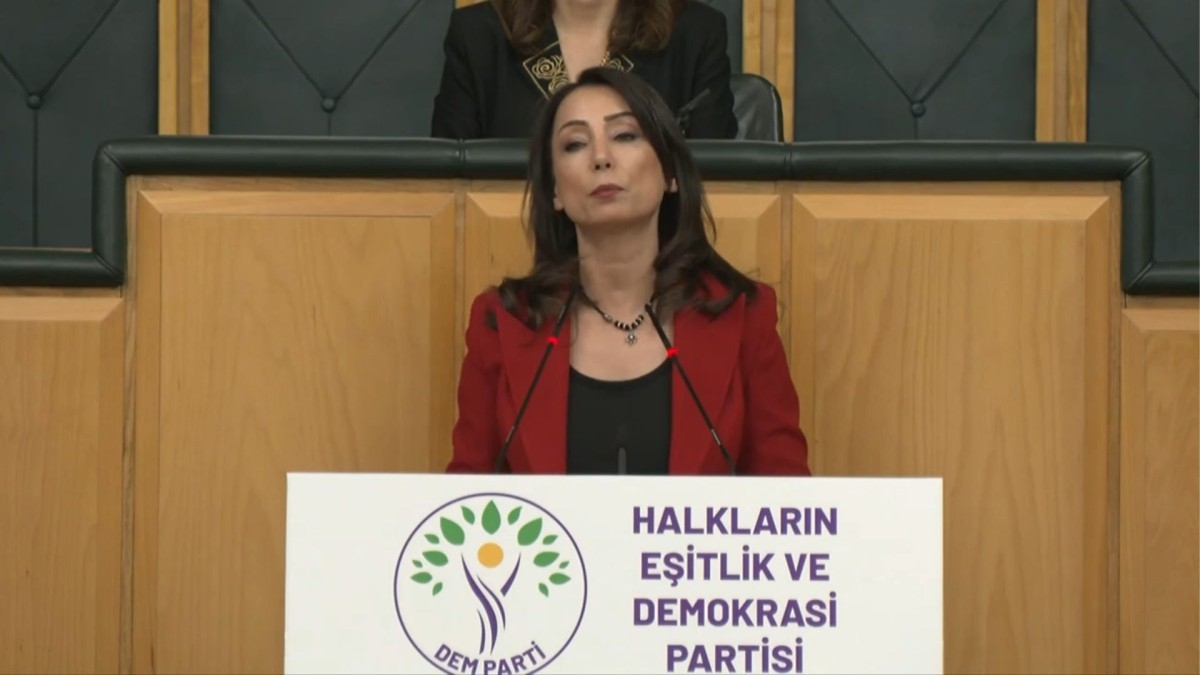 DEM Parti'li Hatimoğulları’ndan Bahçeli’ye: 'Bizleri tehdit ederek diyalog kuramazsınız'