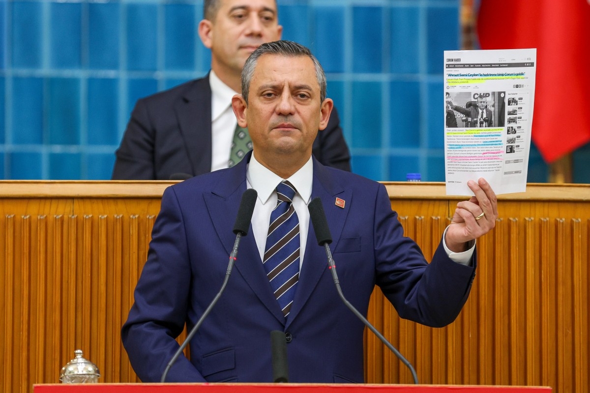 Özgür Özel'den Cumhurbaşkanı Erdoğan’a: '9 kamyon altını çek, SGK’nın önüne koy'